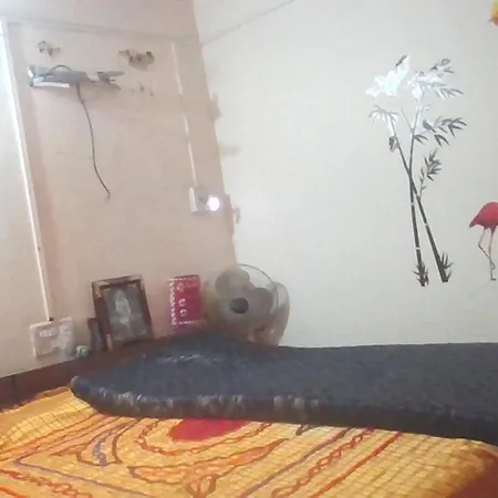 Cosy 2 Bhk Apt In Heart Of Mumbai Dadar W Shivaji Park
